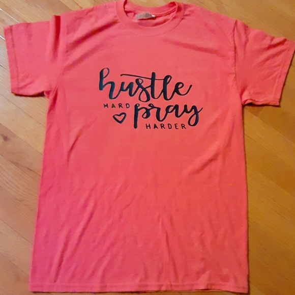 Hustle hard pray harder tee!! - Picture 3 of 4